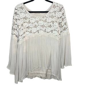 RYU boho cream layered floral long bell sleeve blouse Size Medium